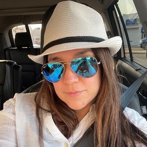 Meet your Posher, Lourdes